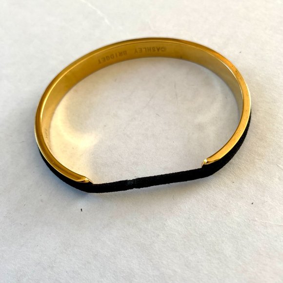 Ashley Bridget 18K Gold Plated Elastic Holder Cuff Bracelet - Picture 3 of 11